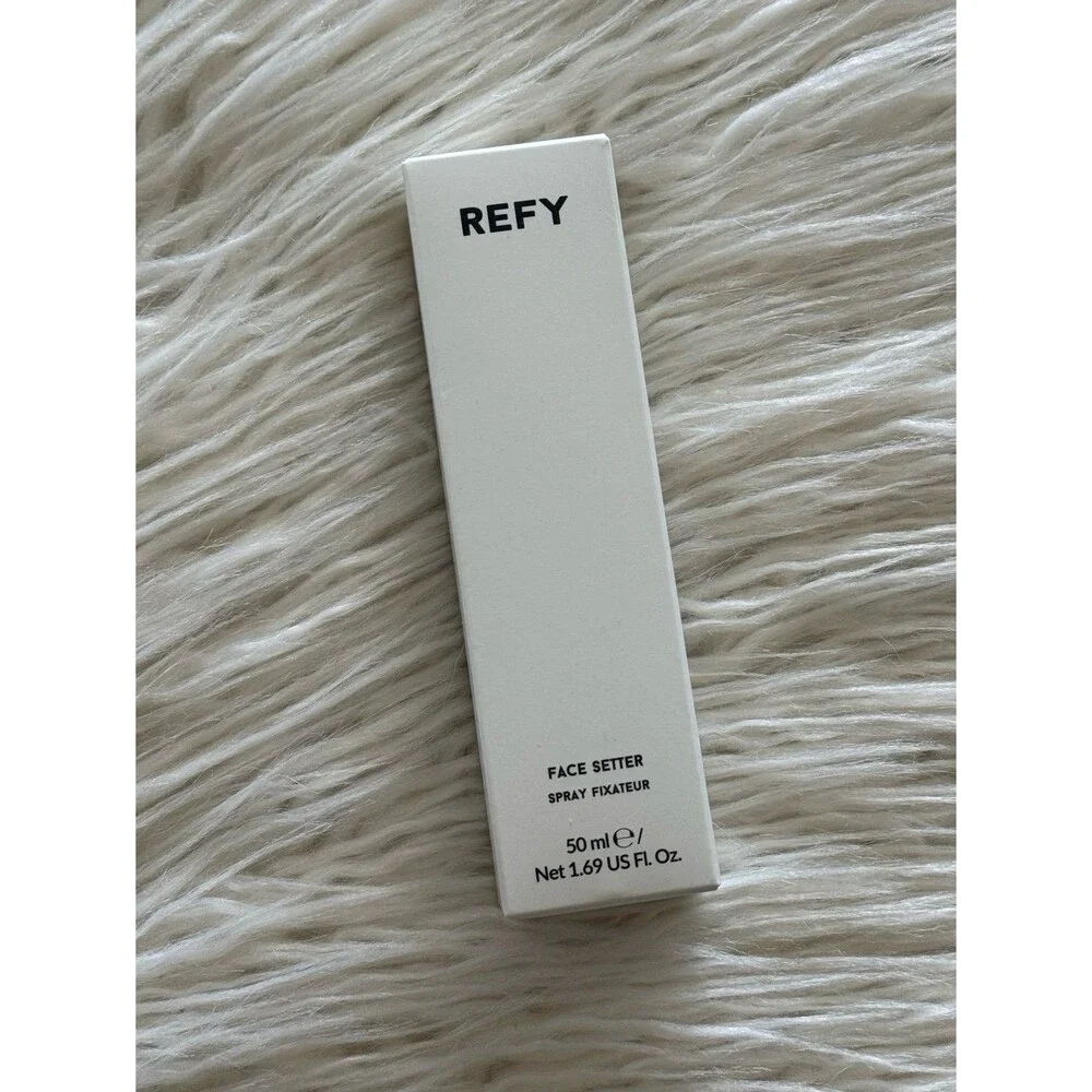REFY Face Setter Hydrating and Plumping Setting Spray with Polyglutamic Acid
